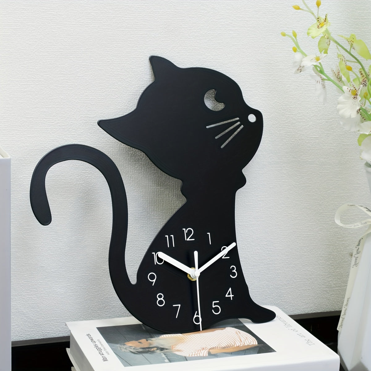 PurrfectTime Cat Wall Clock - Stylish Modern Home Decor