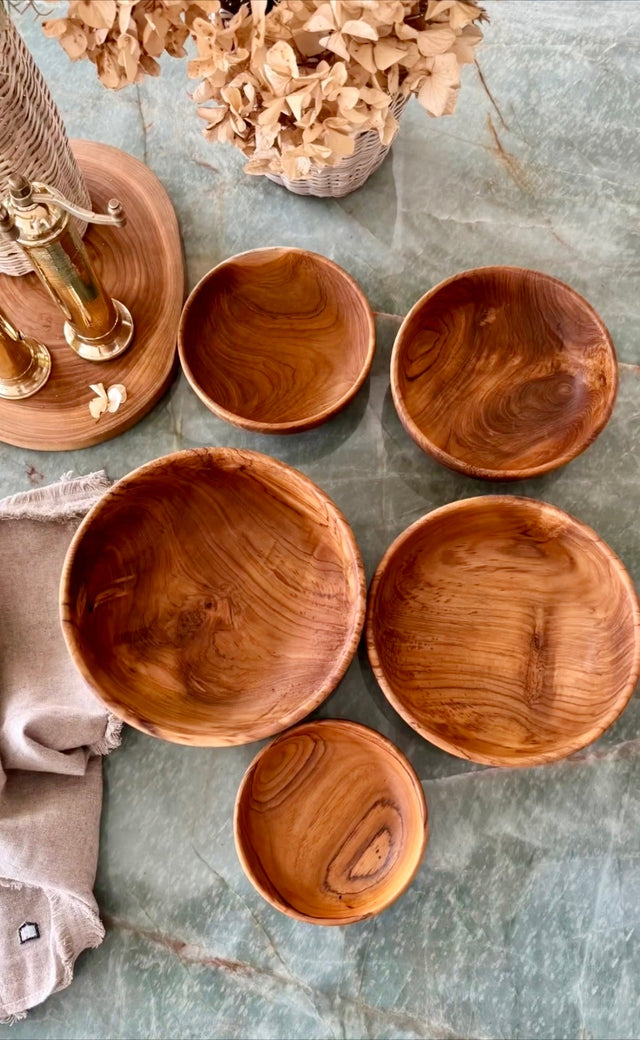 Handcrafted Teak Bowl Set – Nesting Design, 5 Piece