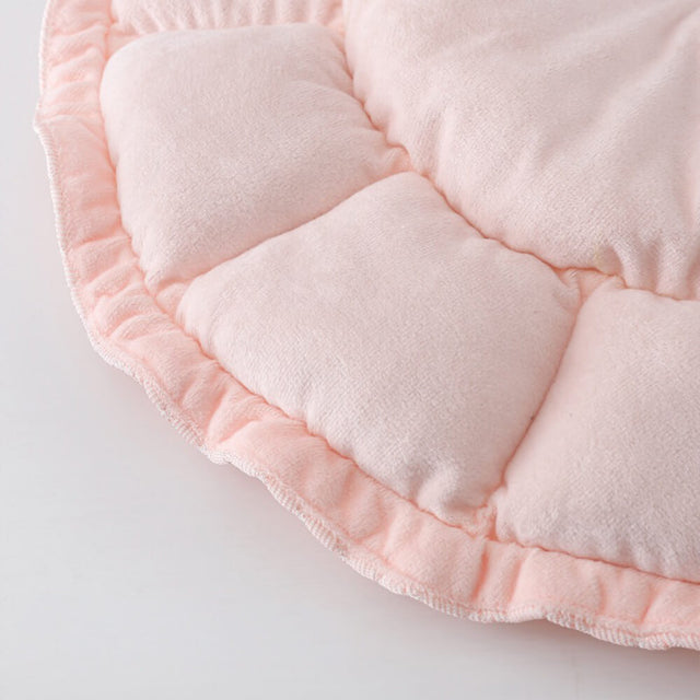 Ruffled Ice Silk Cooling Pet Bed Foldable Stylish Comfort