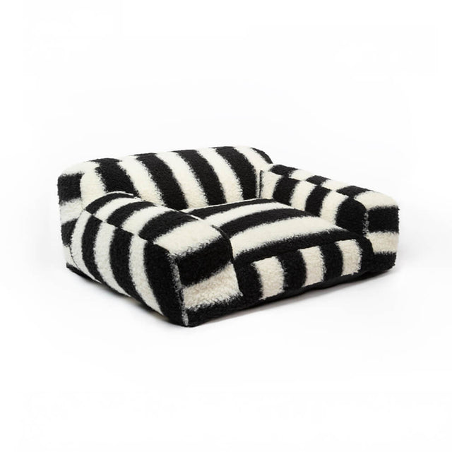 Modern Faux Lambswool Pet Sofa with Wide Armrests and Removable Cushion