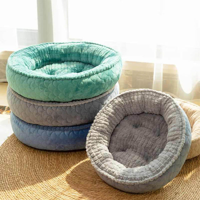 Plush Orthopedic Winter Pet Bed Soft Supportive Cozy Design