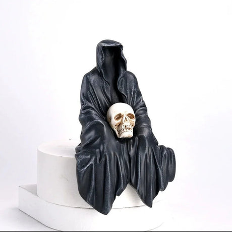Gothic Black Robe Faceless Ghost Ornament – Durable Resin Halloween Decoration for Home and Car 6