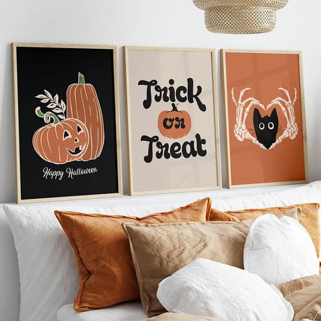 Halloween Cat Canvas Art Print - Spooky Pumpkin Design for Fall Home Decor 0