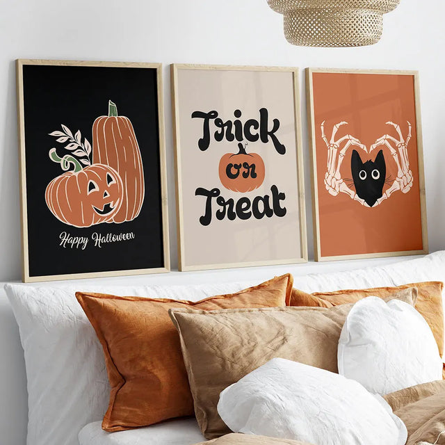 Halloween Cat Canvas Art Print - Spooky Pumpkin Design for Fall Home Decor 0