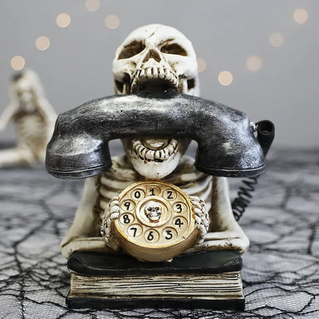 Halloween Glow Skull Phone Decoration – Unique Resin Sculpture for Spooky Home and Party Decor, 17x19x13 cm 4