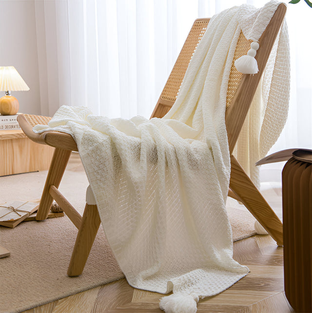 Nordic Waffle Embossed Chunky Knit Blanket For Cozy Spaces