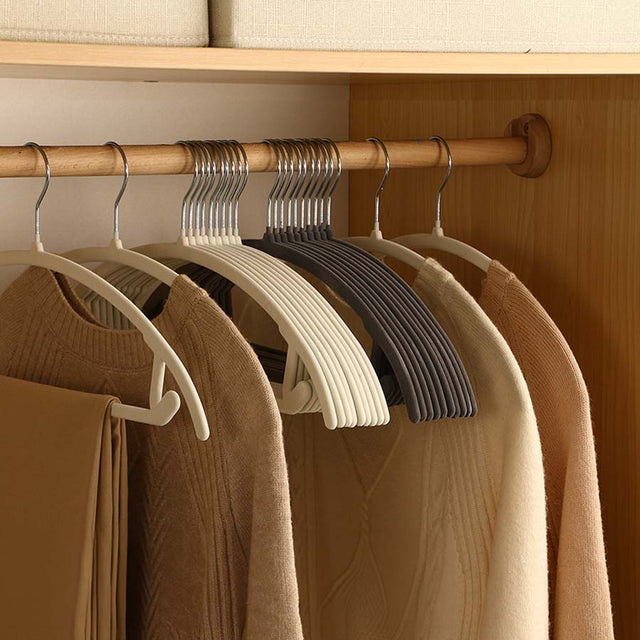 Non-Slip Clothes Hangers – 10 Pack
