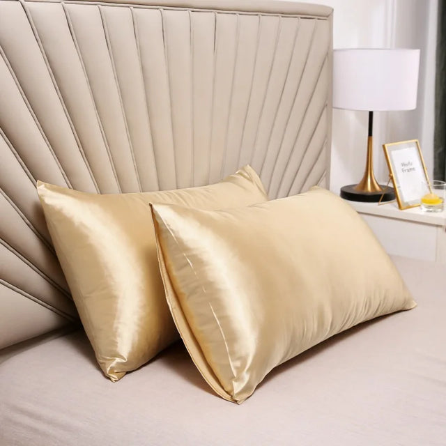 100% Mulberry Silk Pillowcase – Smooth, Hypoallergenic, and Luxurious
