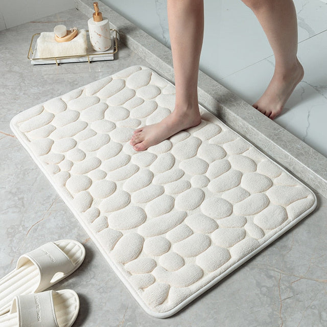 Embossed Non-slip Bathmat with Memory Foam Comfort