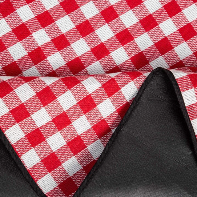 Check picnic blankets-4