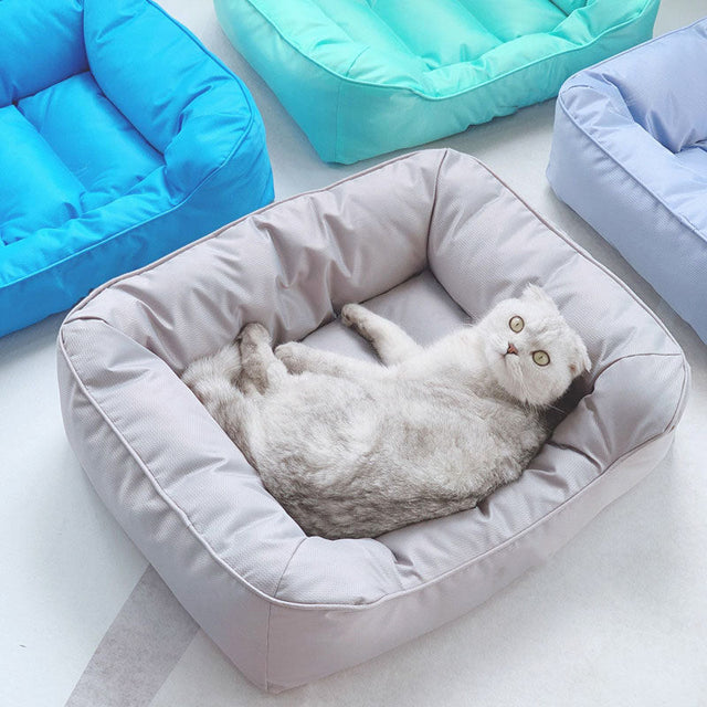 Waterproof Cooling Pet Sofa Bed with Breathable Fabric