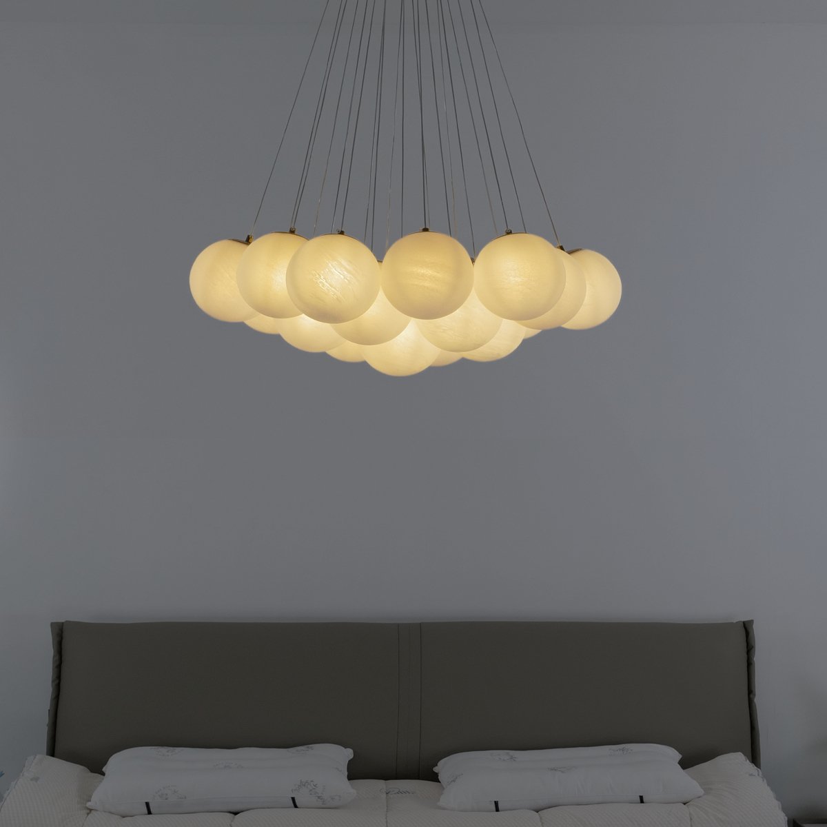 Blurred Bubbles Chandelier – Modern Glass Cluster Ceiling Light