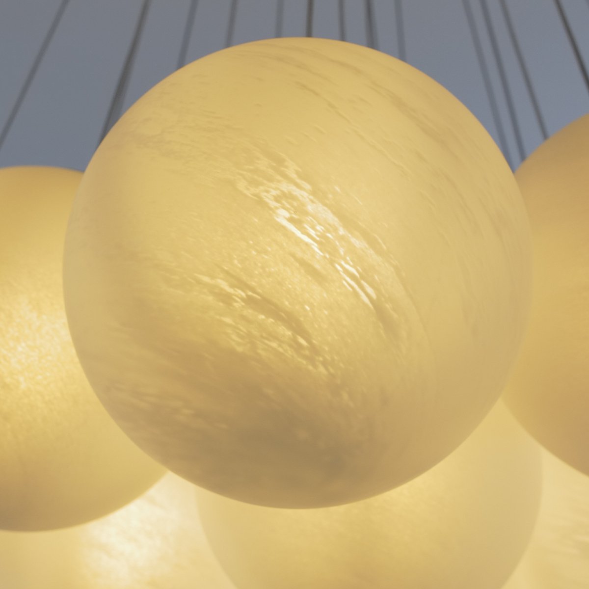 Blurred Bubbles Chandelier – Modern Glass Cluster Ceiling Light