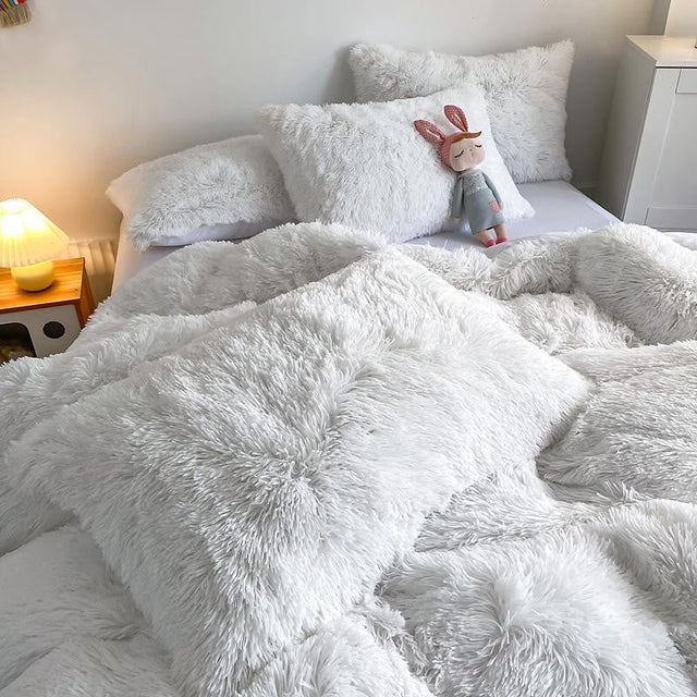 Hug and Snug Luxury Fluffy Plush Duvet Cover Set – Ultra-Soft Faux Fur Bedding