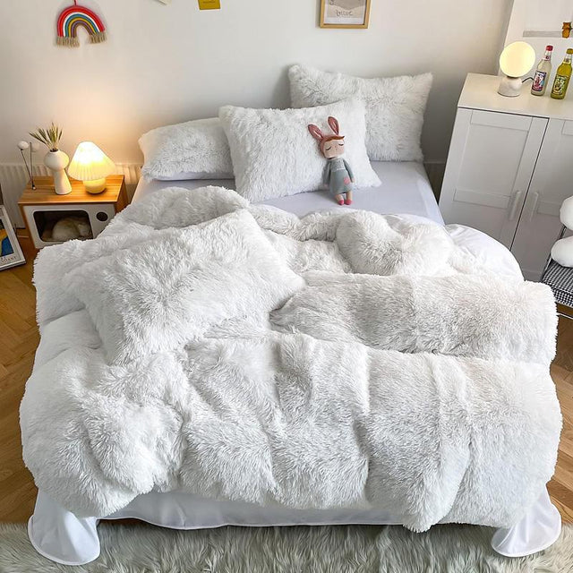 Hug and Snug Luxury Fluffy Plush Duvet Cover Set – Ultra-Soft Faux Fur Bedding