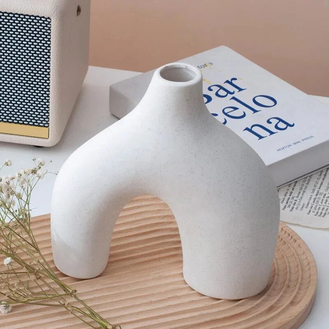 Irregular Minimalist Ceramic Vase Set for Modern Decor