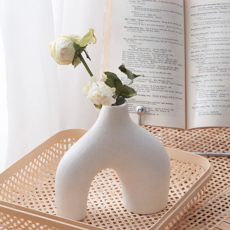 Irregular Minimalist Ceramic Vase Set for Modern Decor