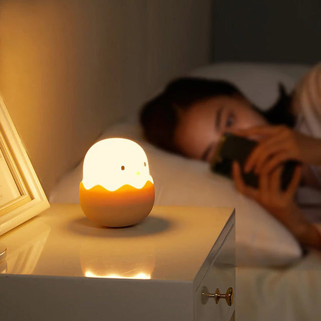 Egg-Shaped Bedside Lamp for Children - Color Changing Night Light
