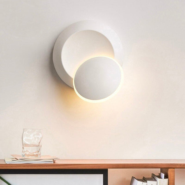 Rotating LED Wall Bedside Lamp with Retro Aluminum Design