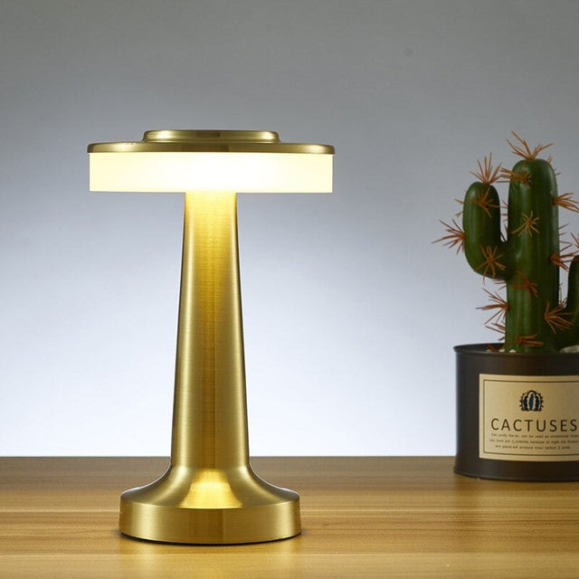 Saucer Touch-Sensitive LED Bedside Lamp in Retro Style