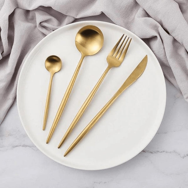 LuxeSet – Luxury Minimalist 24-Piece Stainless Steel Dinnerware