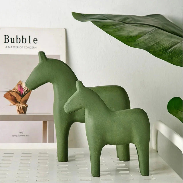 Modern Wooden Horse Home Decoration - Stylish Animal Accent