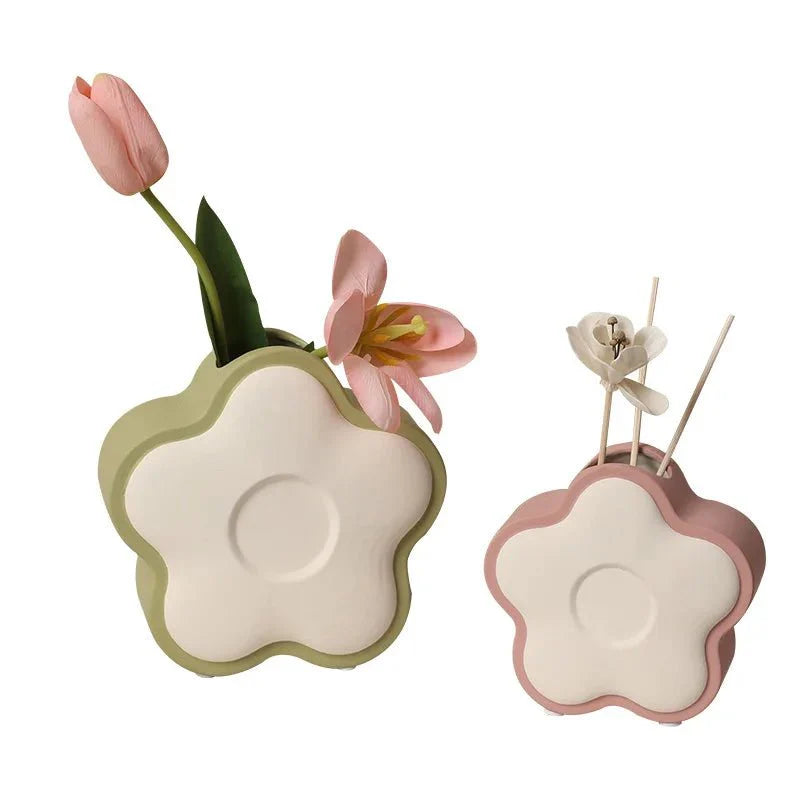Pastel Coloured Flower Shape Ceramic Vase for Modern Decor