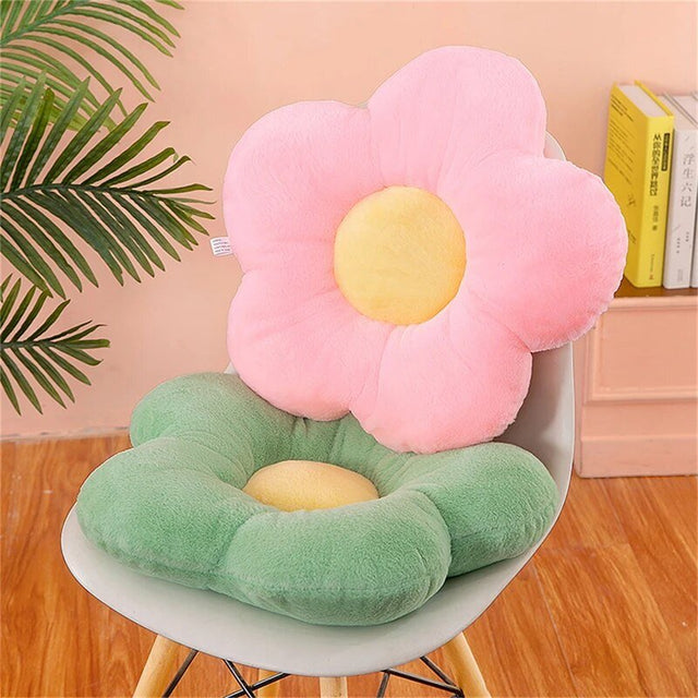 Plush Flower Shaped Soft Cushion for Cozy Home Decor