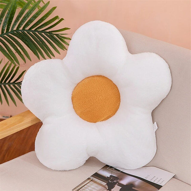 Plush Flower Shaped Soft Cushion for Cozy Home Decor