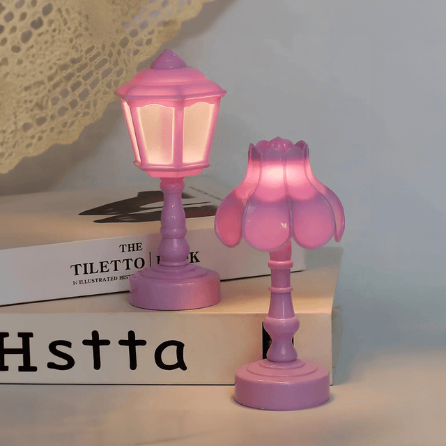 ouch-Activated Flower Bud LED Lamp with Rechargeable Design