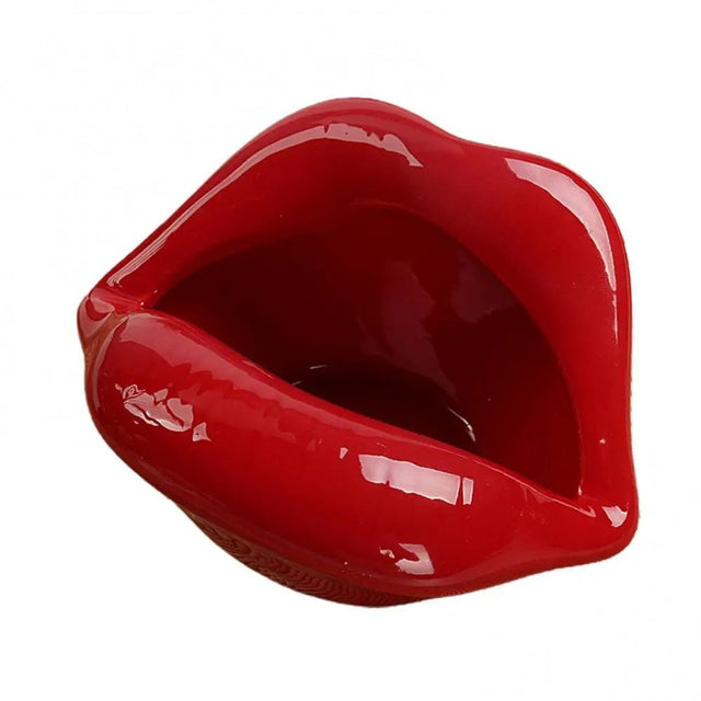 Cartoon Lips Ceramic Ashtray in Quirky Mouth Design