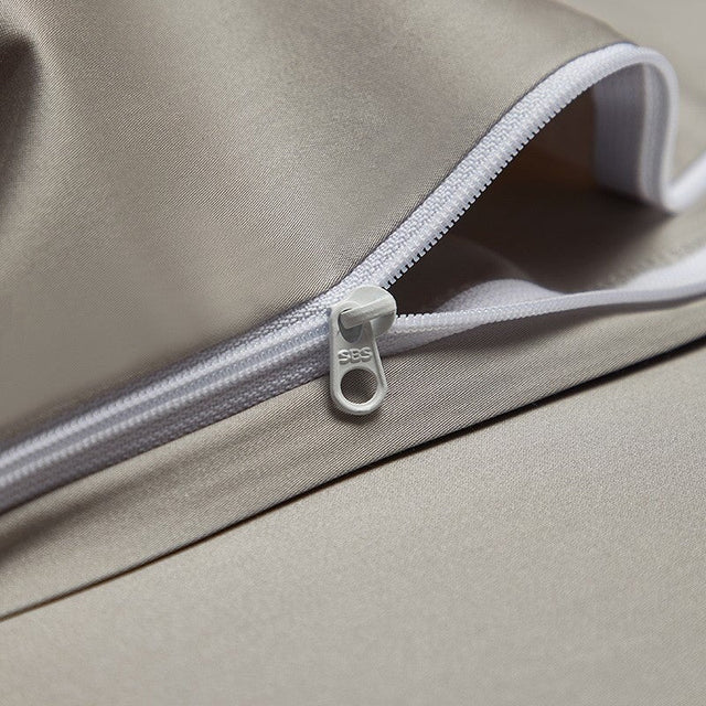 Reverie Duvet Cover Set – 1000 TC Cotton with Silky Jacquard Elegance