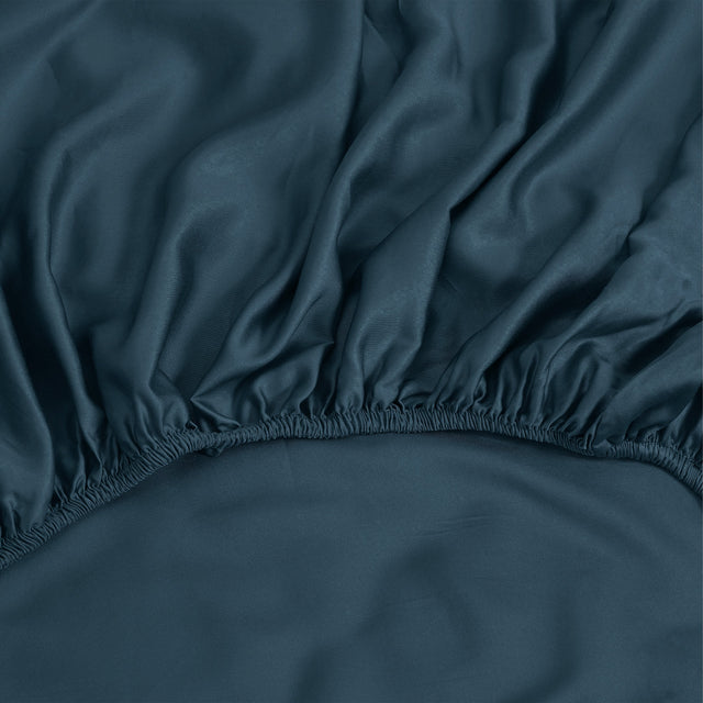 Bamboo Fitted Sheet - Pet Hair Repellent for Dogs/Cats Family