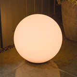 Spherical Garden Light – Color-Changing and Weatherproof