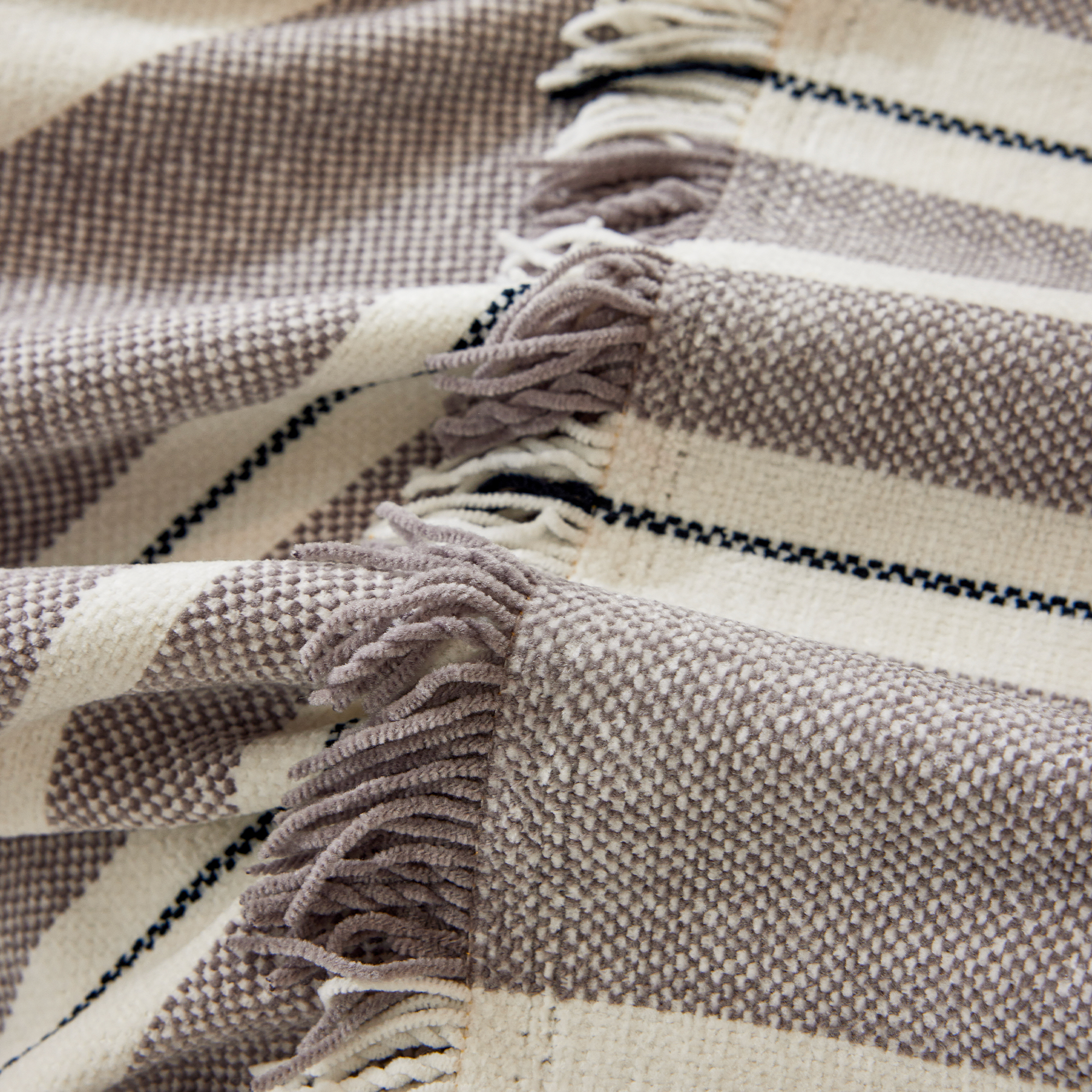 Classic Stripe Patterns Sofa Cover - Modern, Stylish & Durable Sofa Protection