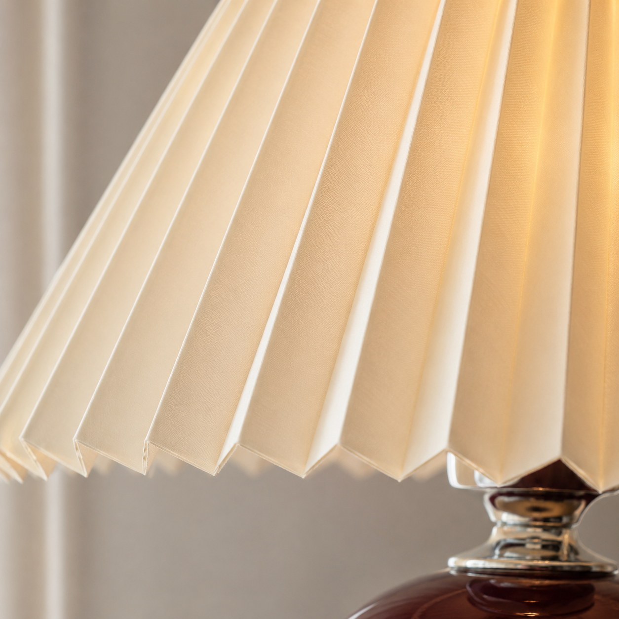 Ceramic Vintage Bedside Table Lamp with Pleated Fabric Shade