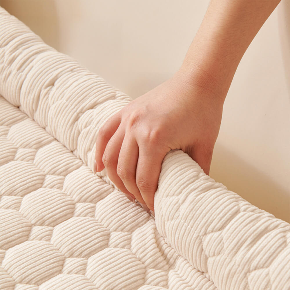 Ultra-Soft Pearl Fleece Dog Mat Quilted Washable Non-Slip