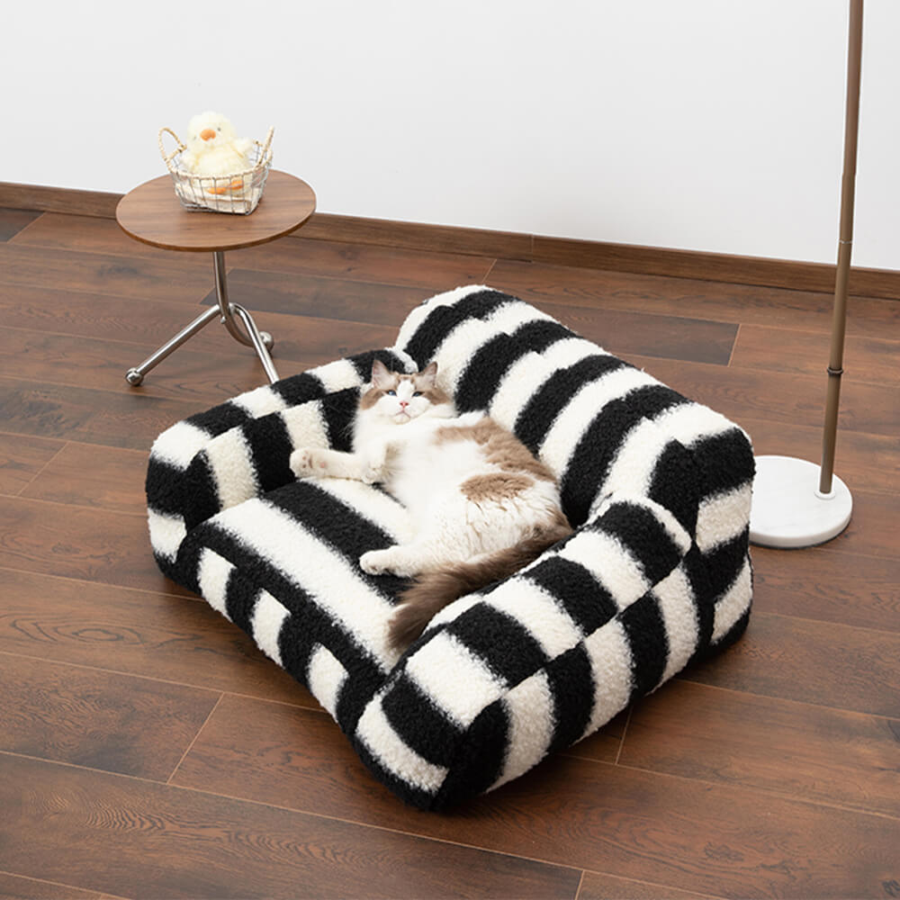 Modern Faux Lambswool Pet Sofa with Wide Armrests and Removable Cushion