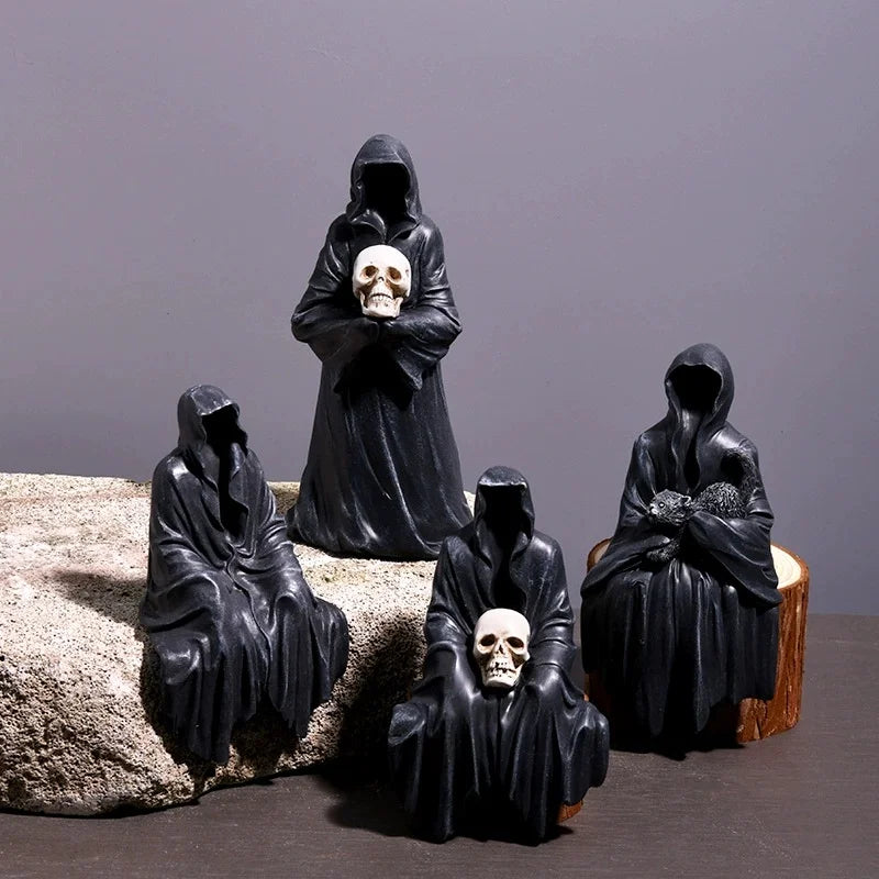 Gothic Black Robe Faceless Ghost Ornament – Durable Resin Halloween Decoration for Home and Car 1
