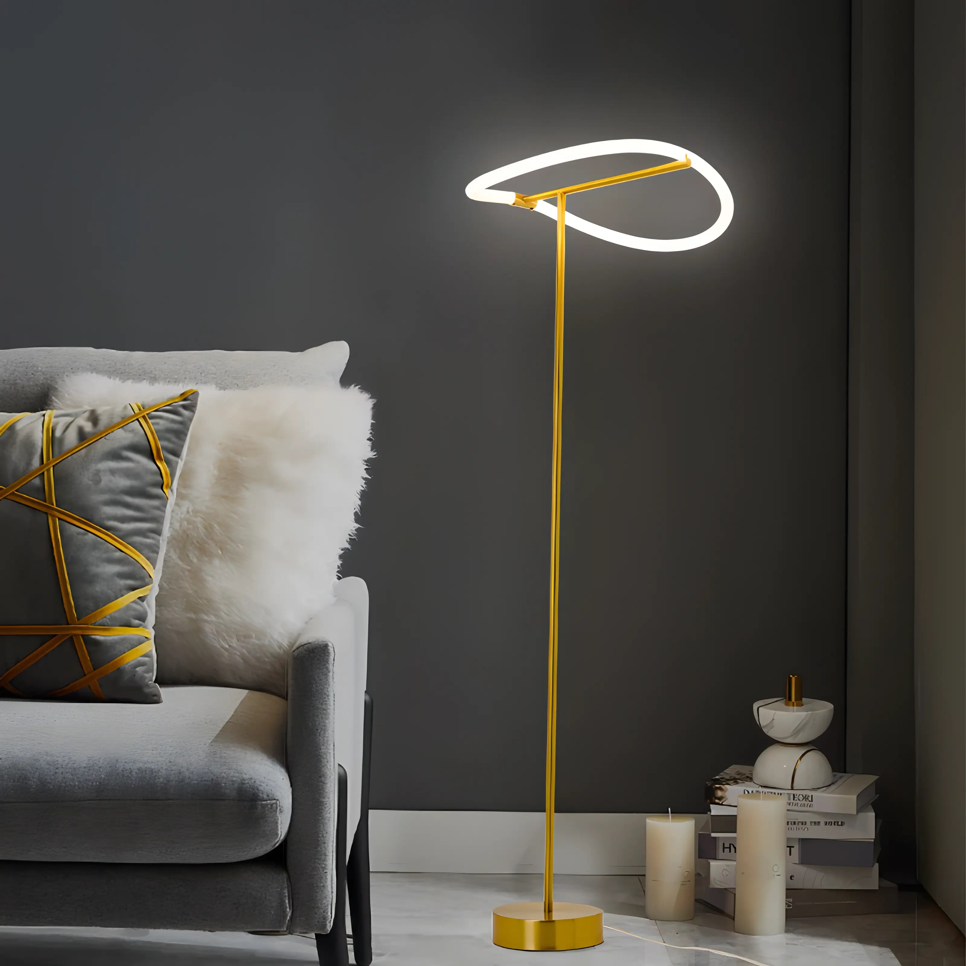 Oliver - Modern LED Swirl Floor Lamp with Energy-Efficient Design