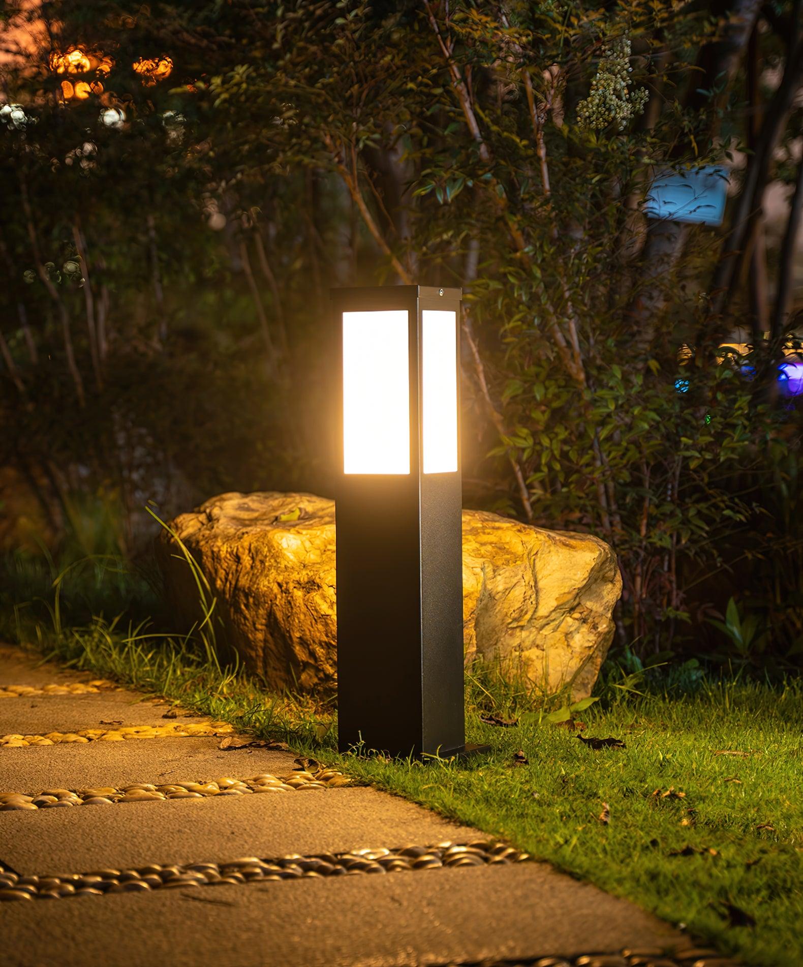 Modern Outdoor Bollard Light – Sleek Durable Weather-Resistant