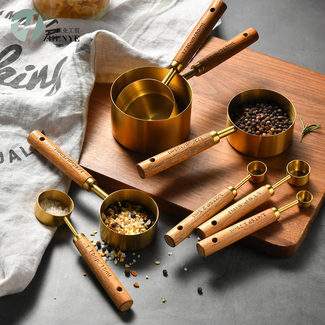 TimberScale 8-Piece Measuring Set in Solid Oak & Stainless Steel