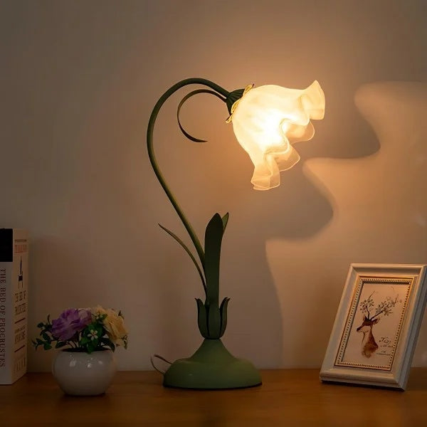 Vintage French Style Flower Bedside Table Lamp