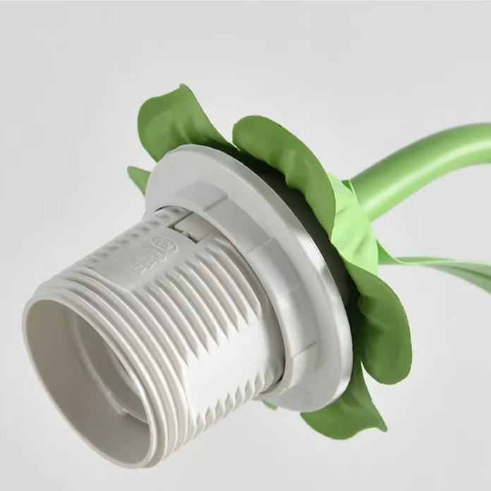 Vintage French Style Flower Bedside Table Lamp