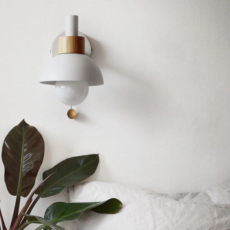 Minimalist Wooden Wall Lamp with Pull Switch – Soft Pastel Modern Design
