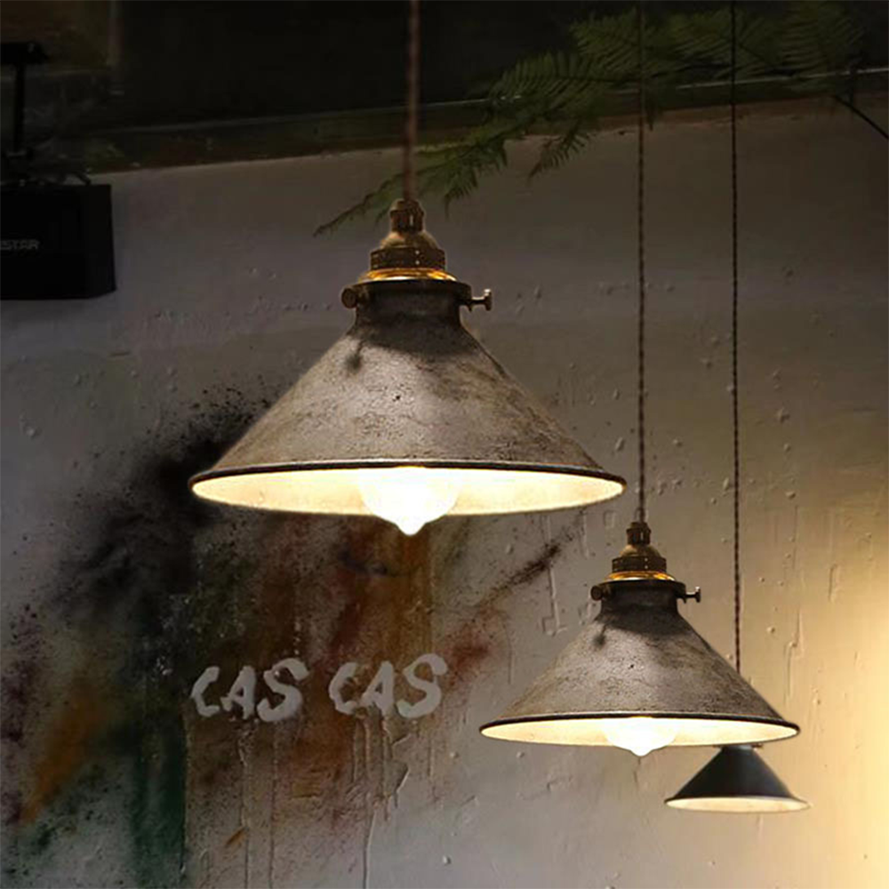 Retro Industrial Metal Fanale Pendant Light 4