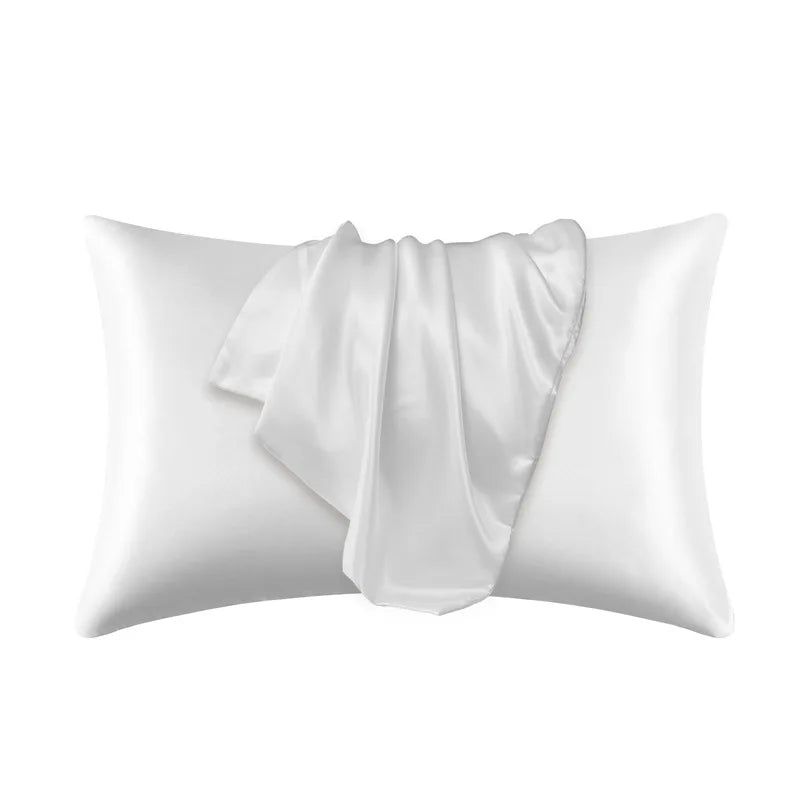 100% Mulberry Silk Pillowcase – Smooth, Hypoallergenic, and Luxurious