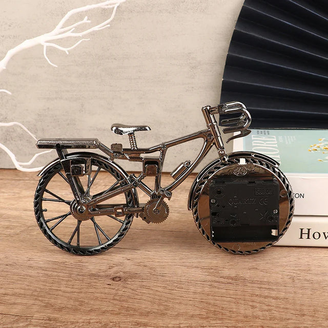 Vintage Bicycle Desk Clock with Handcrafted Design and Quartz Movement