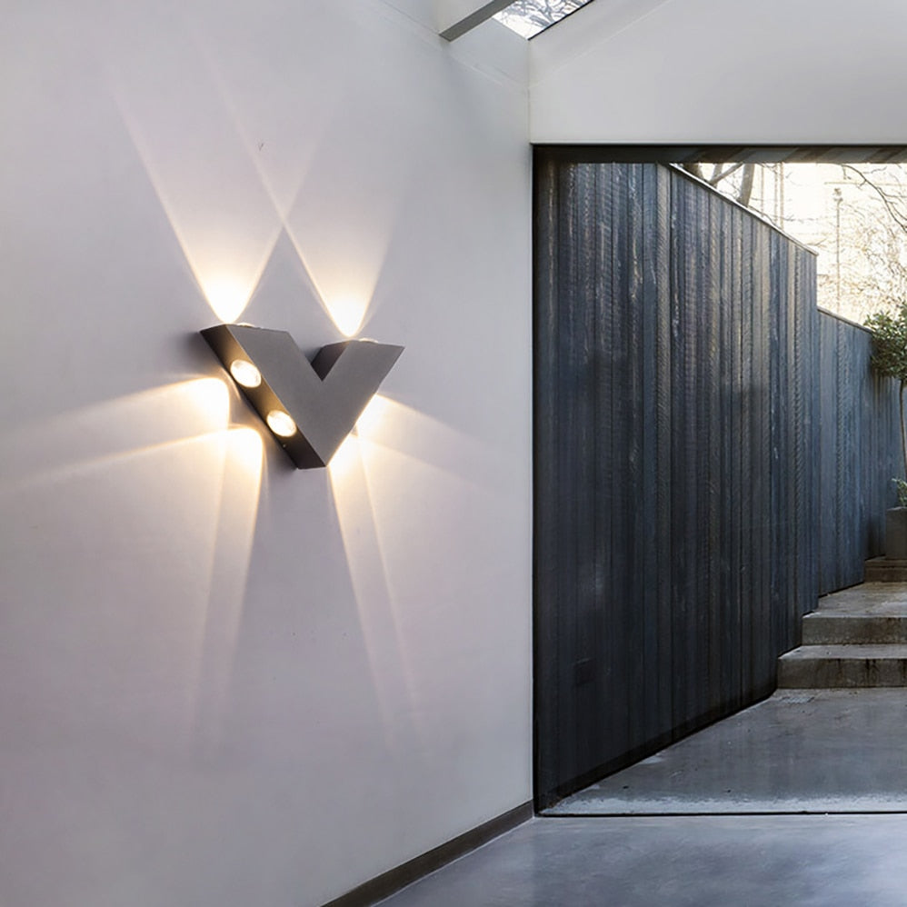 Sullivan - LED Up/Down Shinning Outdoor Wall Light, Aluminum, IP65