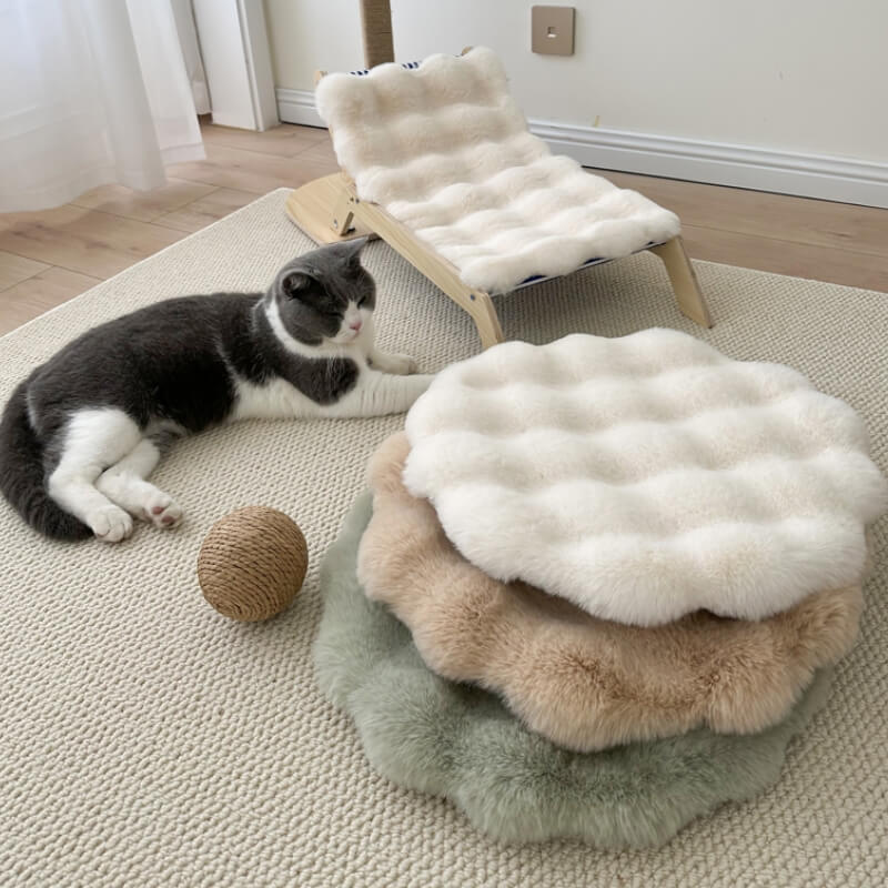 Soft Plush Warm Pet Sleeping Pad Cozy Stylish Easy to Maintain
